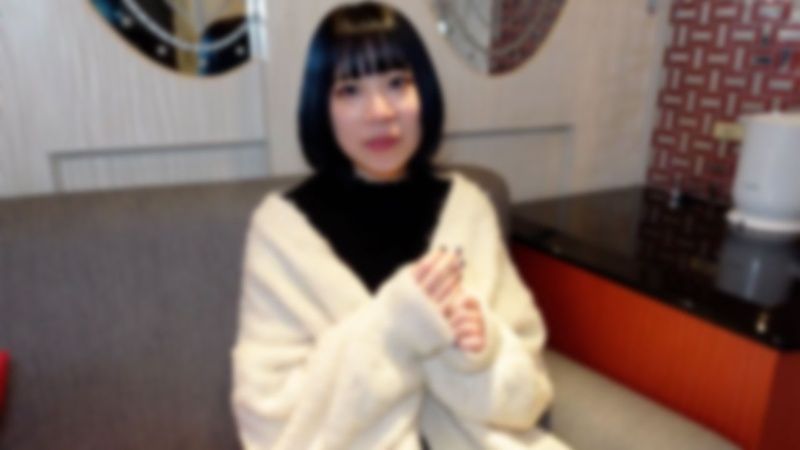 【無碼】經驗極少♡生活困頓的新進22歳美甲師。溫柔性格被濁音喘息搞到高潮連連！痙攣緊縮的陰道無法忍耐中出兩次高潮沉溺在快樂之中。。